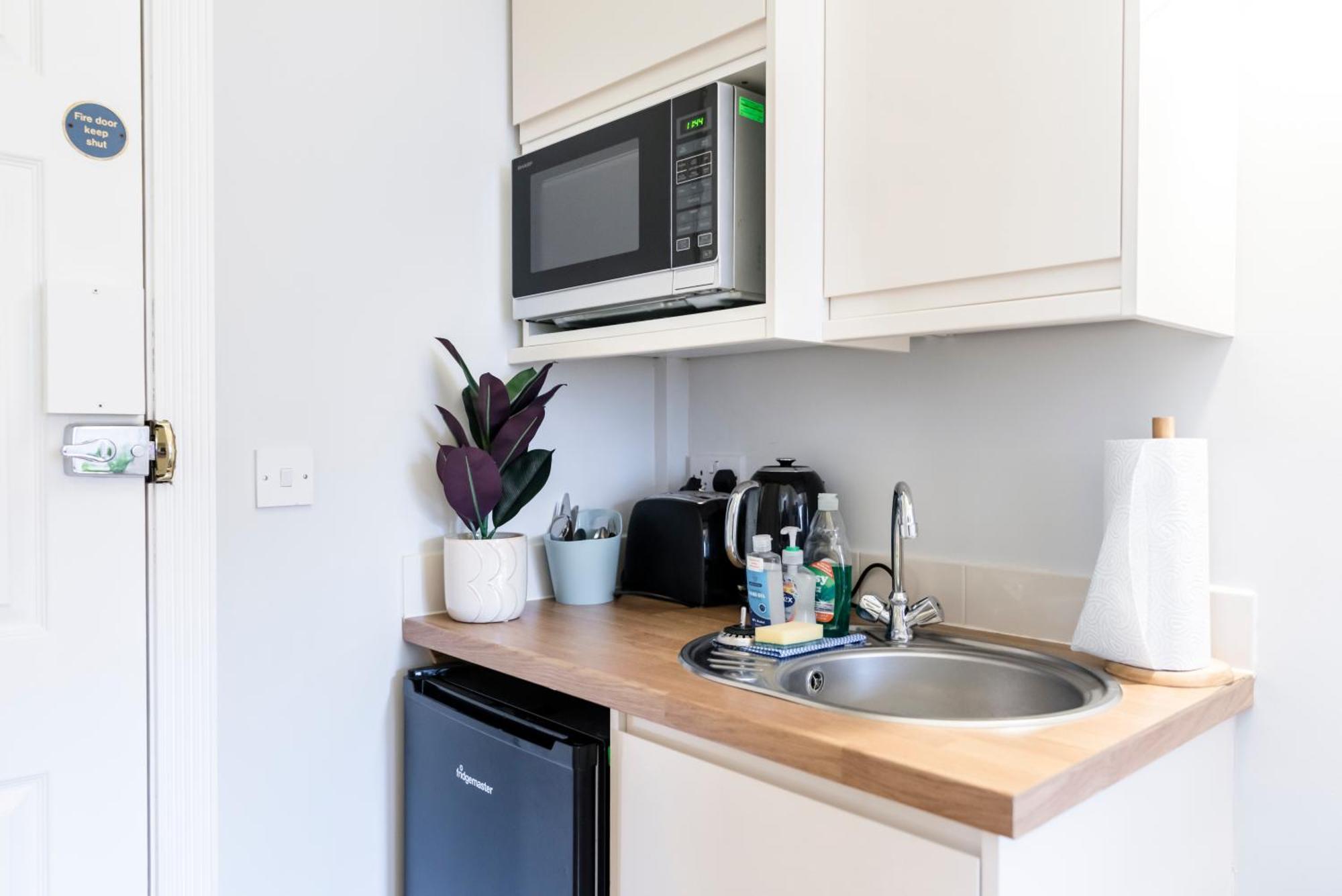 נורוויץ'' 1 Riverside Apartments מראה חיצוני תמונה